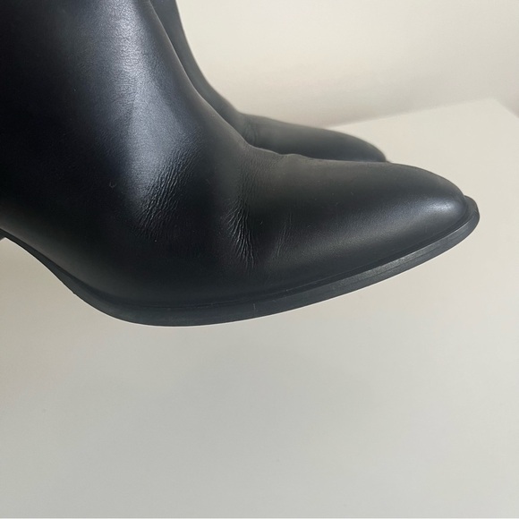 Everlane Women’s The Heel Boot Pull On Black Leather Almond Toe Block Heel 8.5 - Picture 14 of 15